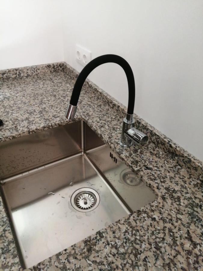 2 Bedroom Large Modern Apartment In Blanes Old Town 50M From The Beach! المظهر الخارجي الصورة